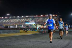 BIB: 43132
                            <button type="button" onclick="openModal(22812373)" class="btn btn-primary btn-sm float-right btn-popup" data-toggle="modal" data-target=".modal-high-quality">
                        <i class="fas fa-shopping-cart"></i> Add to Cart
                    </button>
                                            <button type="button" onclick="isThisMe(22812373, true)" class="btn btn-success btn-sm float-right btn-popup btn-isme hidden" data-toggle="tooltip" data-placement="bottom" title="นี่คือรูปของคุณใช่ไหม คลิกที่นี่เพื่อเอาเข้าอัลบั้ม">
                        <i class="fas fa-plus"></i> Add to album
                    </button>
                    <button type="button" onclick="isThisMe(22812373, false)" class="btn btn-warning btn-sm float-right btn-popup btn-isnotme hidden">
                        <i class="fas fa-ban"></i> Remove from album
                    </button>